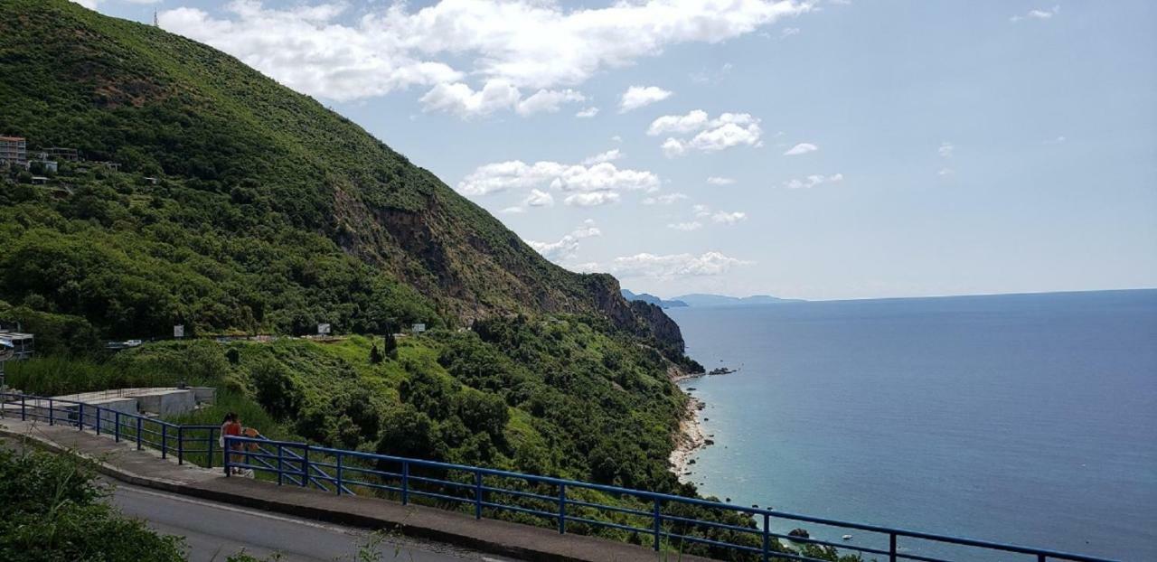 Apartmani Mia Rada Budva Buitenkant foto
